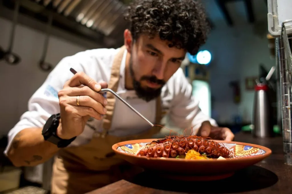 Rubén Antón emplatando